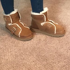 ugg dune mini buckle boot